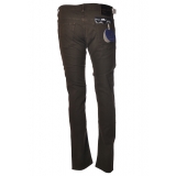 Jacob Cohën - Pantalone Chinos Slim Fit - Testa di Moro - Pantaloni - Made in Italy - Luxury Exclusive Collection