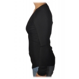 Pinko - Tight-fitting Sweater Ecco with V-neck - Black - Sweater - Made in Italy - Luxury Exclusive Collection