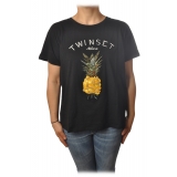 Twinset - T-Shirt with Pineapple Embroidery and Twinset Writing - Black - T-shirt - Made in Italy - Luxury Exclusive Collection