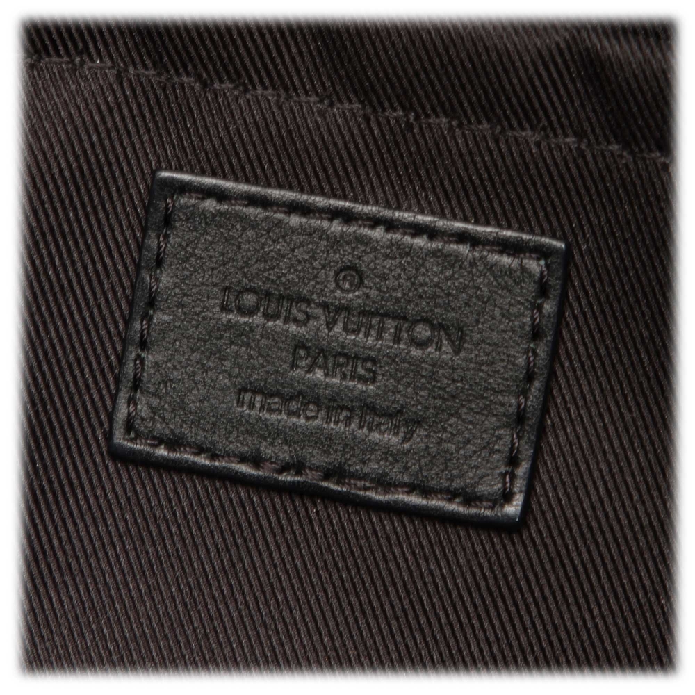 Louis Vuitton Palm Springs MM Backpack Monogram Canvas ○ Labellov