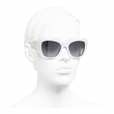 Chanel - Occhiali da Sole Cat-Eye - Bianco Grigio - Chanel Eyewear