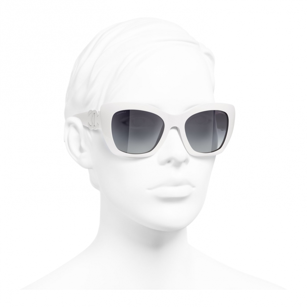 lucha cache evaluar Chanel - Cat-Eye Sunglasses - White Gray - Chanel Eyewear - Avvenice