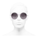 Chanel - Occhiali da Sole Rotondi - Argento Scuro Rosso - Chanel Eyewear