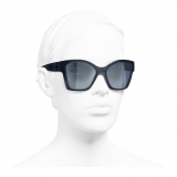 Chanel - Occhiali da Sole a Farfalla - Blu Scuro - Chanel Eyewear