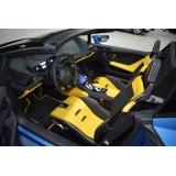 Superior Car Rental - Lamborghini Huracán EVO RWD Spyder - Blue - Exclusive Luxury Rent