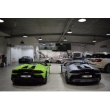 Superior Car Rental - Lamborghini Huracán EVO Spyder - Green - Exclusive Luxury Rent