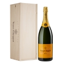 Veuve Clicquot Champagne - Yellow Label - Brut - Jéroboam - Wood Box - Pinot Noir - Luxury Limited Edition - 3 l