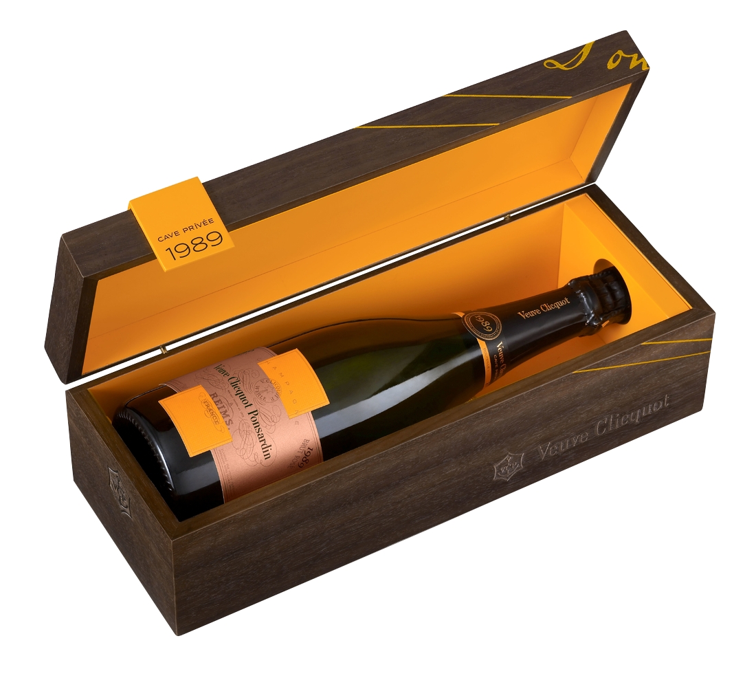 Veuve Clicquot Ponsardin Vintage Rose Champagne 750ml Bottle