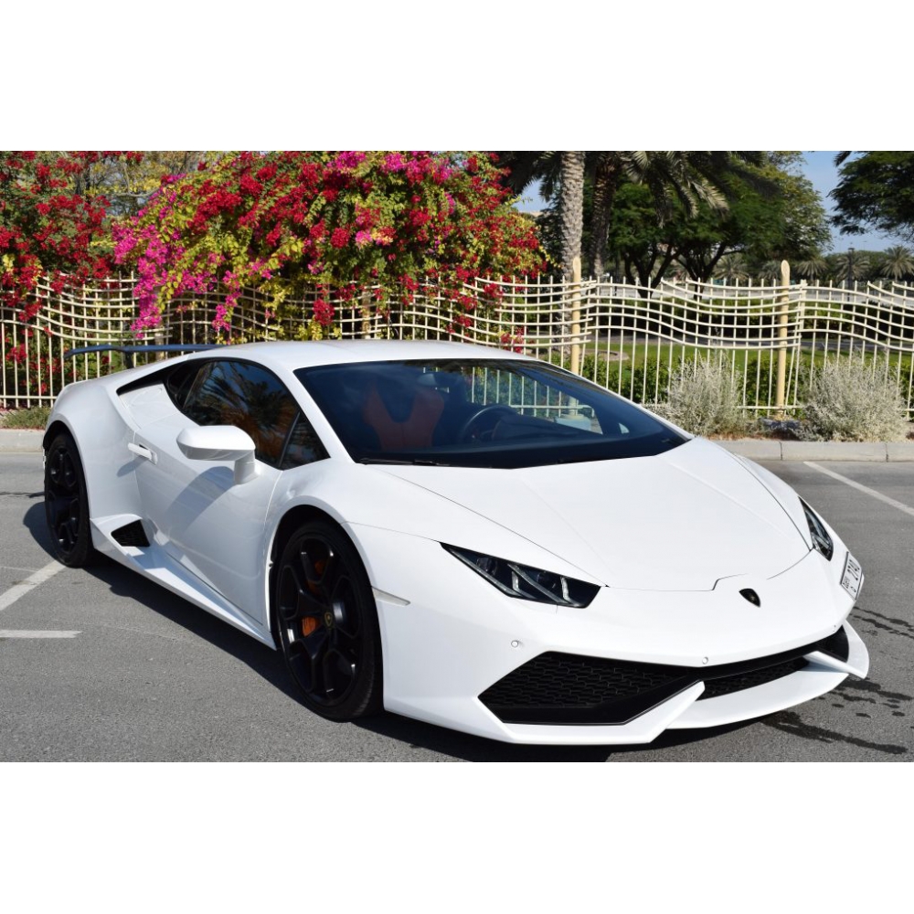 Superior Car Rental - Lamborghini Huracan Coupe - Bianco - Exclusive Luxury Rent