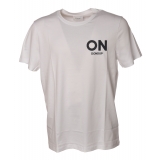 Dondup - T-shirt with Contrasting Embroidery - White - T-shirt - Luxury Exclusive Collection