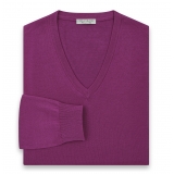 Viola Milano - Maglione con Scollo a V in Cashmere - Fucsia - Handmade in Italy - Luxury Exclusive Collection