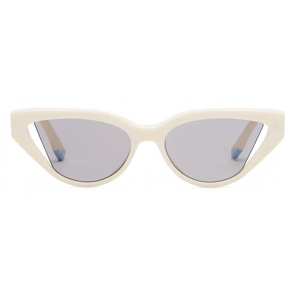 Fendi - Fendi Way - Occhiali da Sole Cat-Eye - Bianco Grigio - Occhiali da Sole - Fendi Eyewear