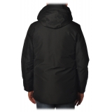 Woolrich - Technical Jacket of Goretex Technical Material - Black - Jacket - Luxury Exclusive Collection