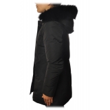 Woolrich - Jacket with Fox Fur-Trimmed Hood - Black - Jacket - Luxury Exclusive Collection