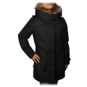 Woolrich - Parka con Cappuccio Bordato di Pelliccia in Contrasto - Nero - Giacca - Luxury Exclusive Collection