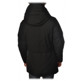 Woolrich - Parka con Cappuccio e Inserto di Tessuto Tecnico - Nero - Giacca - Luxury Exclusive Collection