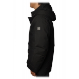 Woolrich - Parka con Cappuccio e Inserto di Tessuto Tecnico - Nero - Giacca - Luxury Exclusive Collection