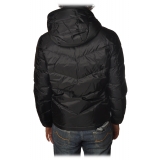 Woolrich - Short Down Jacket in Quilted Effect - Black - Jacket - Luxury Exclusive Collection