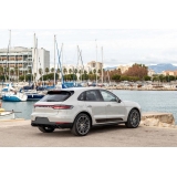 Rent Luxe Car - Porsche Macan S - Exclusive Luxury Rent