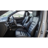 Rent Luxe Car - Porsche Macan S - Exclusive Luxury Rent