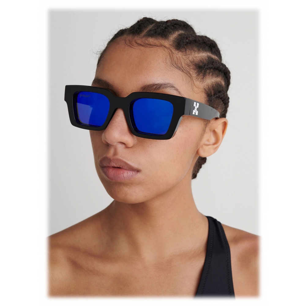 Off-White Virgil Sunglasses OERI008C99PLA0021045 Black Frame Blue