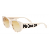 Alexander McQueen - Occhiali da Sole Ovali McQueen Graffiti - Bianco Giallo - Alexander McQueen Eyewear