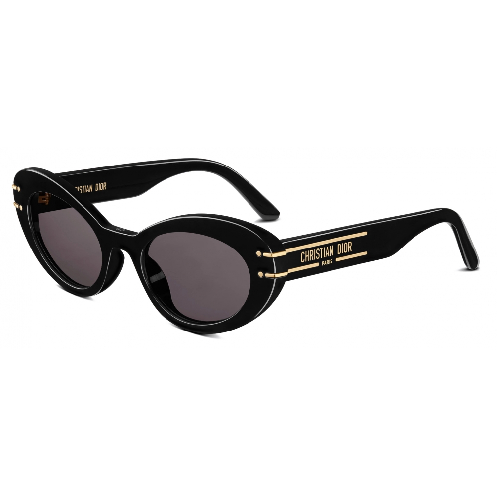 Vintage CHANEL black round frame mod sunglasses with white CHANEL PARIS  logo.