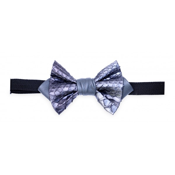 Ammoment - Python in Calcite Grey - Leather Victor Bow Tie