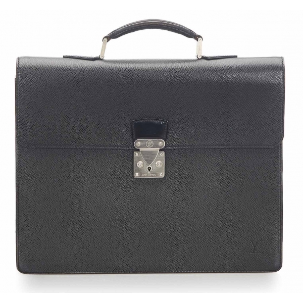 Louis Vuitton Vintage - Taiga Robusto 1 Briefcase - Black - Taiga ...