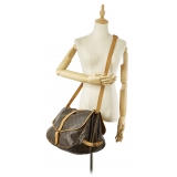 Louis Vuitton Vintage - Monogram Saumur 35 - Brown - Monogram Canvas and Vachetta Leather Crossbody Bag - Luxury High Quality