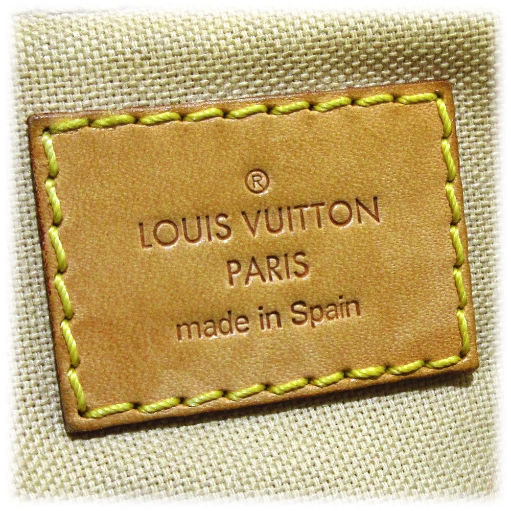 Louis Vuitton Siracusa Pm 870962 White Damier Azur Canvas Cross Body Bag, Louis  Vuitton