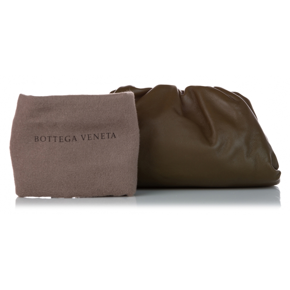 Bottega Veneta The Pouch 20 - Brown - Clutches