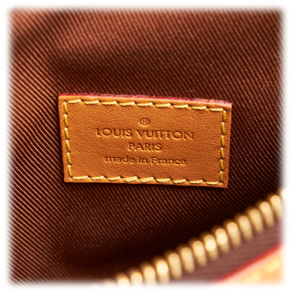 Louis Vuitton Monogram Saumur Messenger PM Brown
