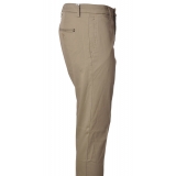 Dondup - Pantalone con Gamba Affusolata e Tasche a Filo - Panna - Pantalone - Luxury Exclusive Collection