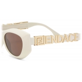 Fendi - Fendi V1 - Occhiali da Sole Fendace Logo - Bianco - Occhiali da Sole - Fendi Eyewear