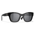 Chanel - Occhiali da Sole Quadrati - Nero Grigio - Chanel Eyewear