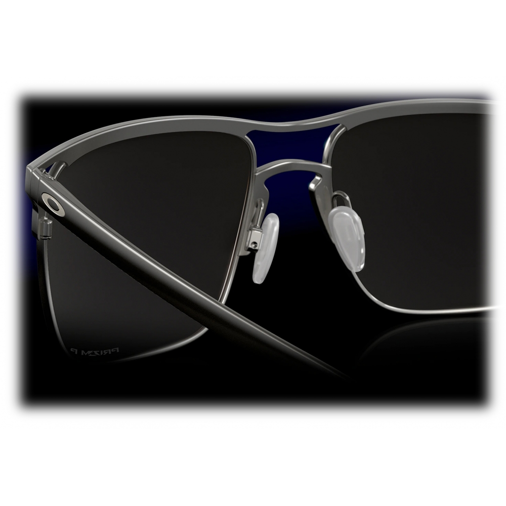 Oakley - Holbrook™ TI - Prizm Sapphire Polarized - Matte Gunmetal -  Sunglasses - Oakley Eyewear - Avvenice