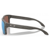 Oakley - Holbrook™ Woodgrain Collection - Prizm Deep Water Polarized - Woodgrain - Occhiali da Sole - Oakley Eyewear