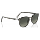 Persol - PO3186S - Grigio Talpa Trasparente / Sfumato Grigio - Occhiali da Sole - Persol Eyewear