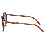 Persol - PO3281S - Terra di Siena / Azzurro - Occhiali da Sole - Persol Eyewear