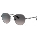 Persol - PO2486S - Gunmetal/Nero / Polarizzata Grigio Fumo Sfumato - Occhiali da Sole - Persol Eyewear