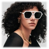 Tiffany & Co. - Occhiale da Sole Irregolare - Bianco Grigio - Collezione Tiffany HardWear - Tiffany & Co. Eyewear