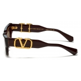 Valentino - Cat-Eye Sunglasses in Acetate with VLogo - Burgundy Dark Brown - Valentino Eyewear