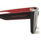 Alexander McQueen - Occhiali da Sole Selvedge Cat-Eye da Uomo - Nero Rosso - Alexander McQueen Eyewear