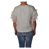 Liu Jo - T-Shirt con Volant in Tessuto Traforato - Bianco - T-Shirt - Made in Italy - Luxury Exclusive Collection