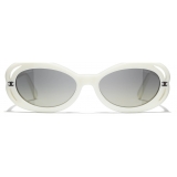 Chanel - Occhiali da Sole Ovali - Bianco Grigio Sfumate - Chanel Eyewear