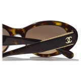 Chanel - Occhiali da Sole Ovali - Tartaruga Scuro Marrone Sfumate - Chanel Eyewear