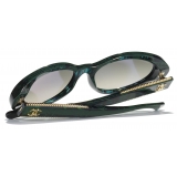 Chanel - Occhiali da Sole Ovali - Verde Grigio Sfumate - Chanel Eyewear