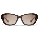 Chanel - Occhiali da Sole a Farfalla - Tartaruga Scuro Marrone Sfumate - Chanel Eyewear