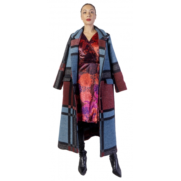 813 - Annalisa Giuntini - Nesea M Coats Var. 200 - Coats - High Quality Luxury